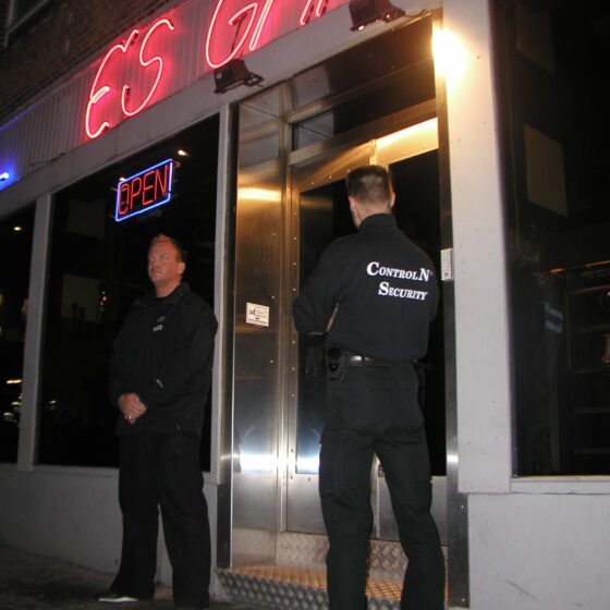 Dørvagter på natklub / bar / diskotek